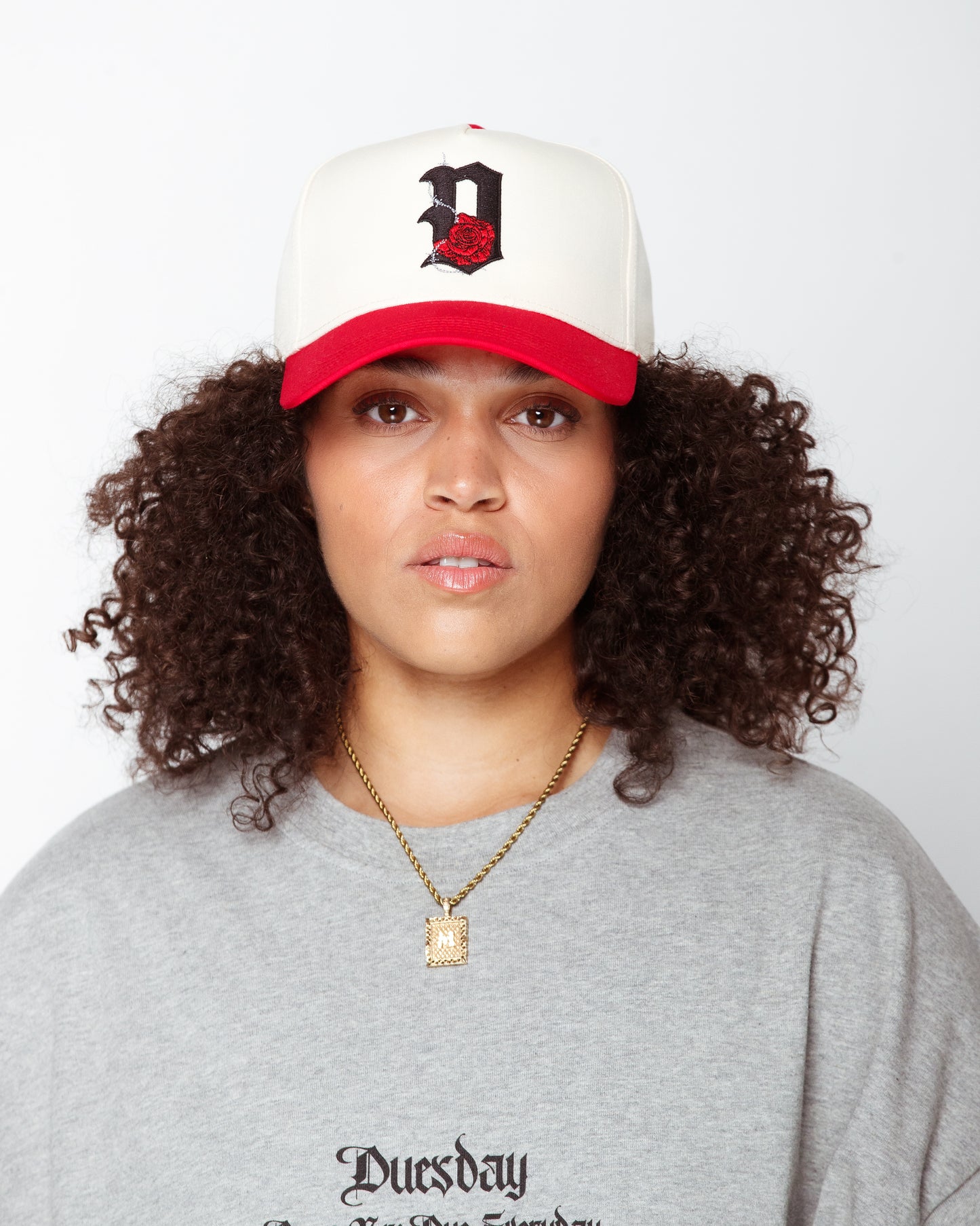 Stitched "D'Rose" Snapback in off-white/ red